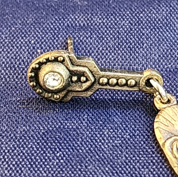 1980s Duri Abalone Shell Rhinstone Pewter Dangle Chandelier Pierced Earrings - Picture 9 of 11